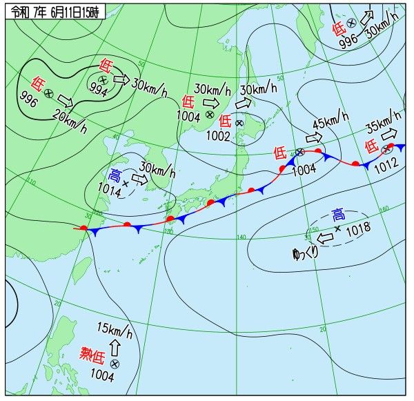 ▲菲律賓東方海面的熱帶擾動94W已增強為熱帶性低氣壓。（圖／翻攝自Facebook／台灣颱風論壇｜天氣特急）