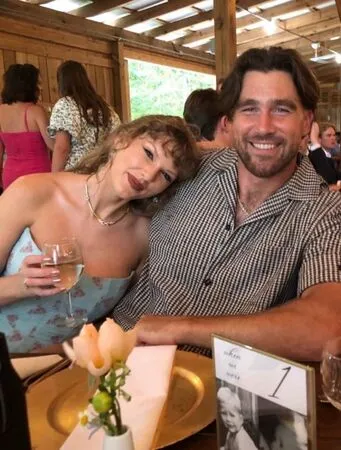 ▲▼泰勒絲被瘋傳祕密結婚。（圖／翻攝自X）