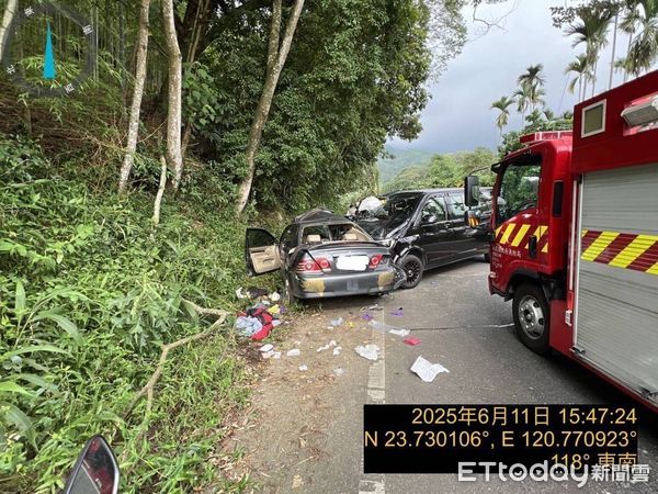 ▲▼南投溪頭對撞車禍，肇事駕駛涉酒駕。（圖／民眾提供）