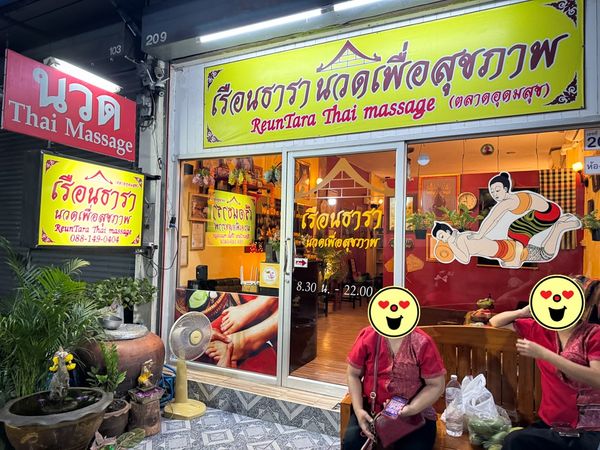 ▲▼曼谷平價飯店，小資族最愛僅需千元就能入住，臨近BTS站地理位置很好，二訪新增頂樓泳池吧用餐空間。（圖／部落客VIVIYU提供）