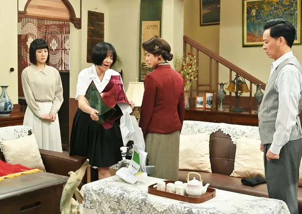 ▲尹昭德(左)和黃瑄在《寶島西米樂》中，因女兒蔡祥離家出走擔心不已。（圖／台視提供）