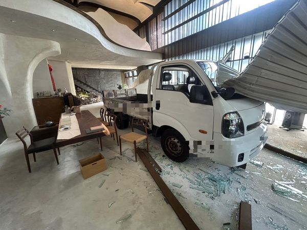 ▲▼網紅「饅頭媽」前男友失聯1周，債主上門索討300萬元撲空衝撞茶行。（圖／翻自IG）