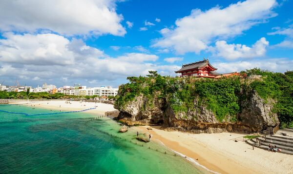 ▲麗星郵輪探索星號11月16日起將從高雄出發，包括2晚及5晚的日本沖繩、菲律賓與越南航線。（圖／麗星郵輪提供）