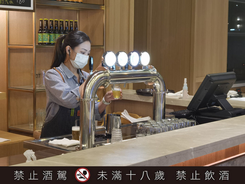 ▲▼台南住宿推薦「康橋慢旅」，便宜飯店宵夜下午茶免費吃到飽評價。（圖／部落客Darren提供）