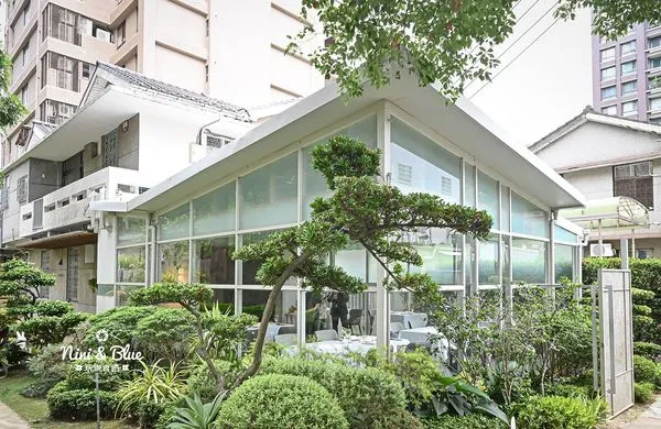 ▲▼台中法式料理平日午間套餐980元起，美術館巷弄的美軍宿舍老宅玻璃屋。（圖／部落客NINI AND BLUE 提供）