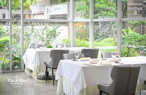 ▲▼台中法式料理平日午間套餐980元起，美術館巷弄的美軍宿舍老宅玻璃屋。（圖／部落客NINI AND BLUE 提供）
