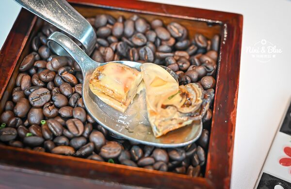 ▲▼台中法式料理平日午間套餐980元起，美術館巷弄的美軍宿舍老宅玻璃屋。（圖／部落客NINI AND BLUE 提供）