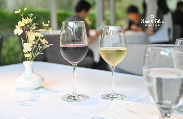 ▲▼台中法式料理平日午間套餐980元起，美術館巷弄的美軍宿舍老宅玻璃屋。（圖／部落客NINI AND BLUE 提供）