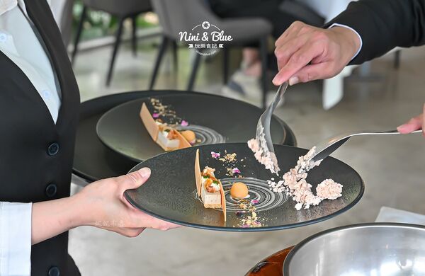 ▲▼台中法式料理平日午間套餐980元起，美術館巷弄的美軍宿舍老宅玻璃屋。（圖／部落客NINI AND BLUE 提供）