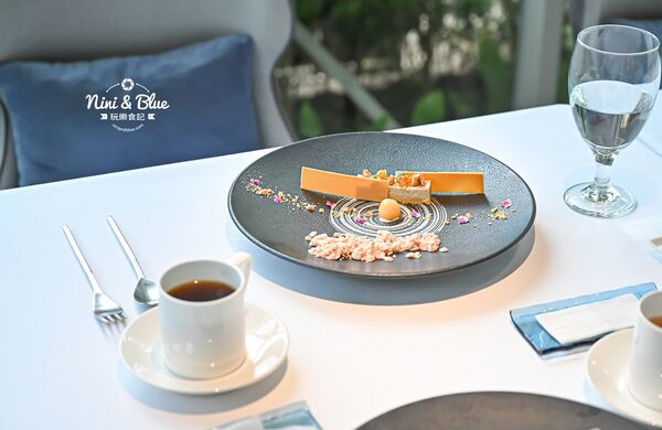 ▲▼台中法式料理平日午間套餐980元起，美術館巷弄的美軍宿舍老宅玻璃屋。（圖／部落客NINI AND BLUE 提供）