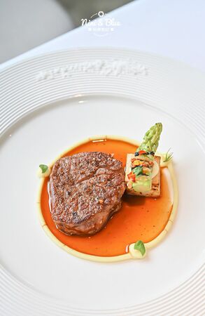 ▲▼台中法式料理平日午間套餐980元起，美術館巷弄的美軍宿舍老宅玻璃屋。（圖／部落客NINI AND BLUE 提供）