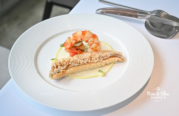 ▲▼台中法式料理平日午間套餐980元起，美術館巷弄的美軍宿舍老宅玻璃屋。（圖／部落客NINI AND BLUE 提供）