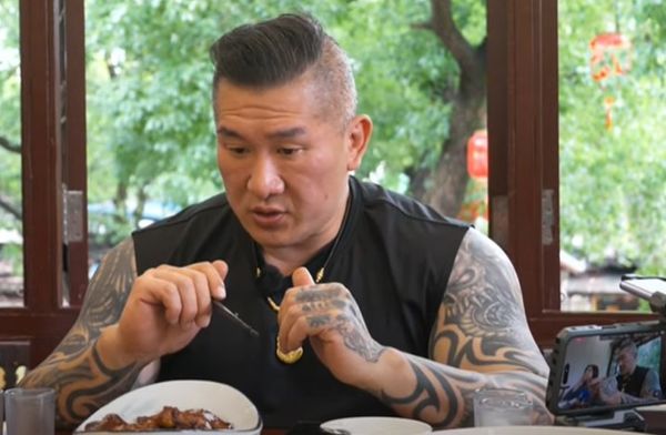 ▲▼             。（圖／翻攝自館長YouTube）