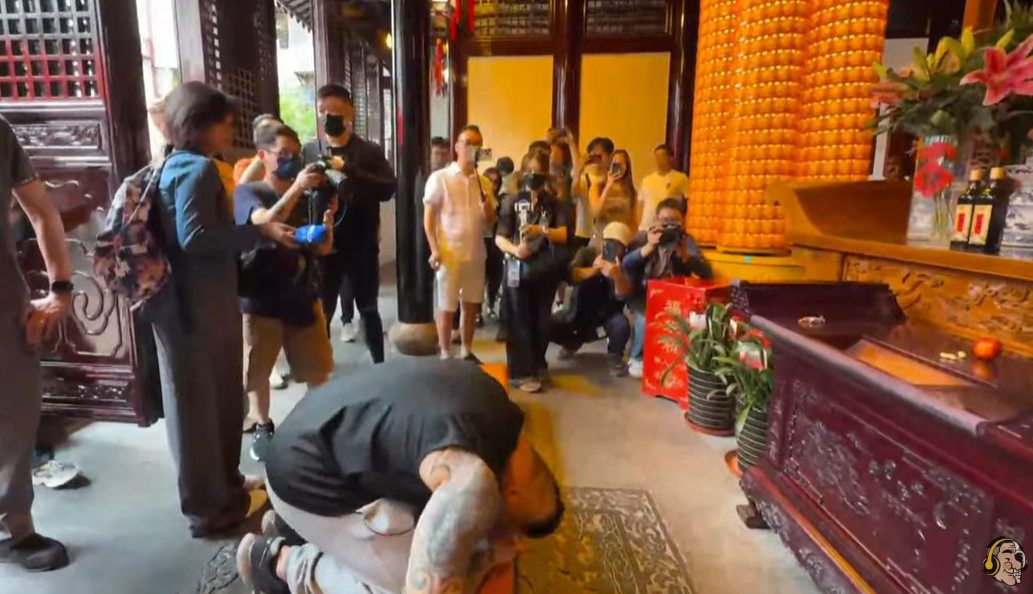 [討論] 館長：城隍老爺救救柯文哲..拜託拜託