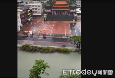 雨炸高雄！幸福川水位暴漲險溢流淹宮廟　住戶驚：這雨量太誇張