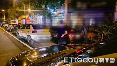 吸毒竟開車上路！苗栗男撞翻招牌和轎車　神智不清被警活逮