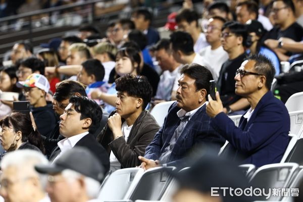 ▲▼     城島健司        。（圖／味全龍提供）