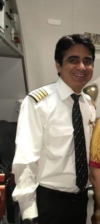 印航客機墜毀！機長、副駕身分曝光　寶萊塢男星悼親友「心碎」