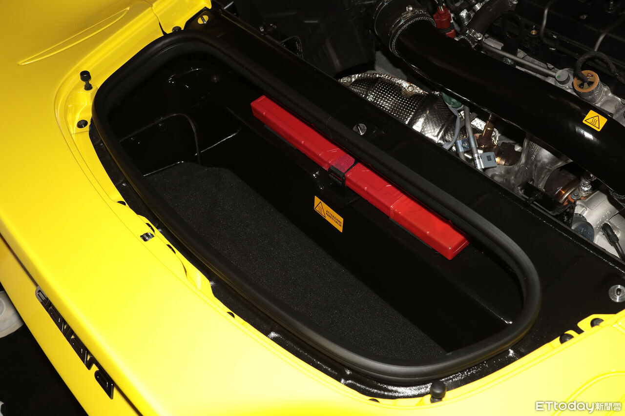 ▲1698萬起！義大利手工超跑「Dallara Stradale」登台　可合法上路。（圖／記者張慶輝攝）