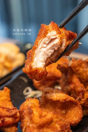 ▲▼臥龍拉麵 小港店。（圖／部落客虎麗笑嗨嗨授權提供）