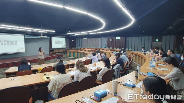 ▲台南市勞工局於關子嶺勞工育樂中心舉辦就服人員研習營，聚焦永續與AI發展。（記者林東良翻攝，下同）