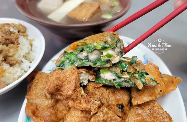 ▲▼百果山炸粿小吃攤。（圖／部落客Nini and Blue 玩樂食記授權提供）