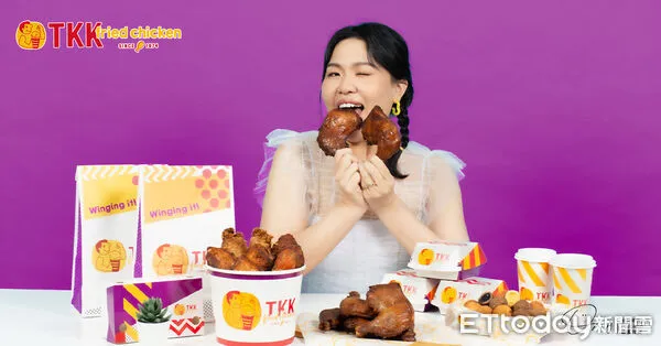 ▲▼頂呱呱找來Podcaster「歐娜」推出聯名套餐。（圖／業者提供）