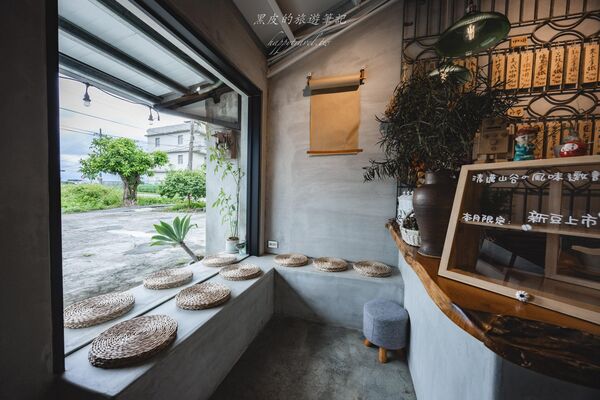 ▲▼「定邦咖啡」近百年三合院礁溪咖啡廳，飲品的造型簡直浮誇又唯美。（圖／部落客黑皮提供）