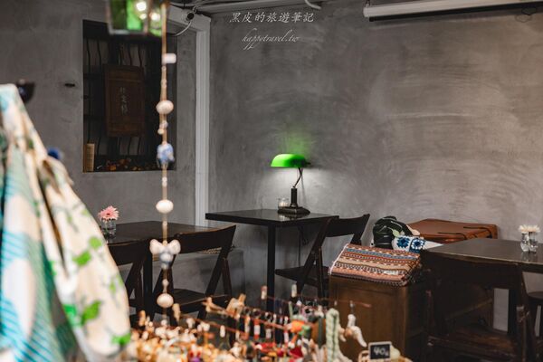 ▲▼「定邦咖啡」近百年三合院礁溪咖啡廳，飲品的造型簡直浮誇又唯美。（圖／部落客黑皮提供）