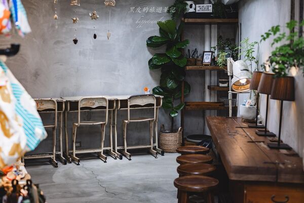 ▲▼「定邦咖啡」近百年三合院礁溪咖啡廳，飲品的造型簡直浮誇又唯美。（圖／部落客黑皮提供）
