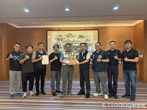 ▲屏東警分局長林明波到屏東大學肯定校方人員機警          。（圖／記者陳崑福翻攝）