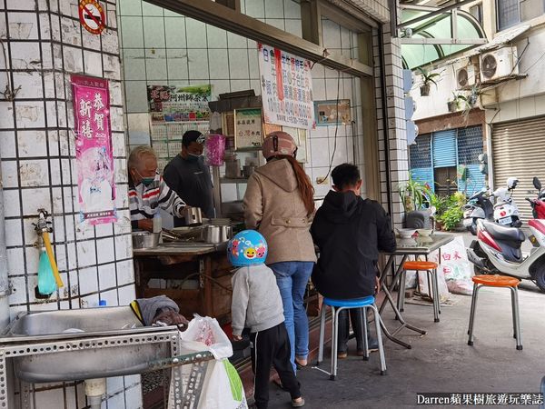 ▲▼北港美食「輝煌牛肉湯」，推薦60元牛肉湯超便宜，還能免費續湯雲林美食小吃。（圖／部落客Darren提供）
