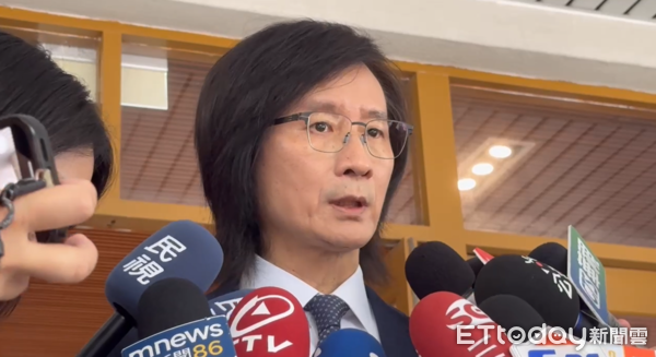 ▲▼逢甲大學樹倒壓死學生，逢甲大學副校長唐國豪。（圖／記者白珈陽攝）