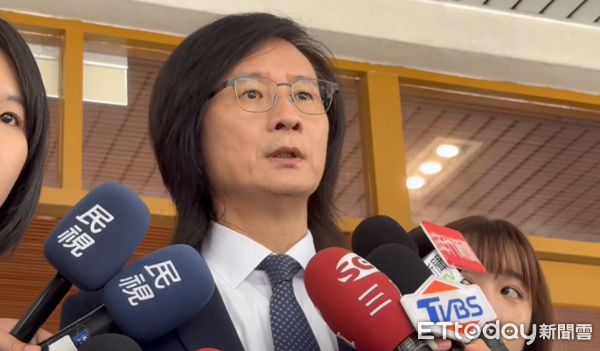 ▲▼逢甲大學樹倒壓死學生，逢甲大學副校長唐國豪。（圖／記者白珈陽攝）