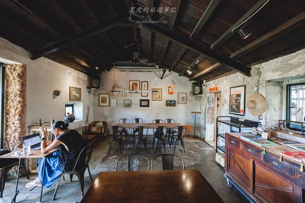 ▲▼「肥春號Fatchun Cafe」隱藏恆春小鎮中的人氣咖啡廳，IG拍照熱門恆春景點。（圖／部落客黑皮提供）