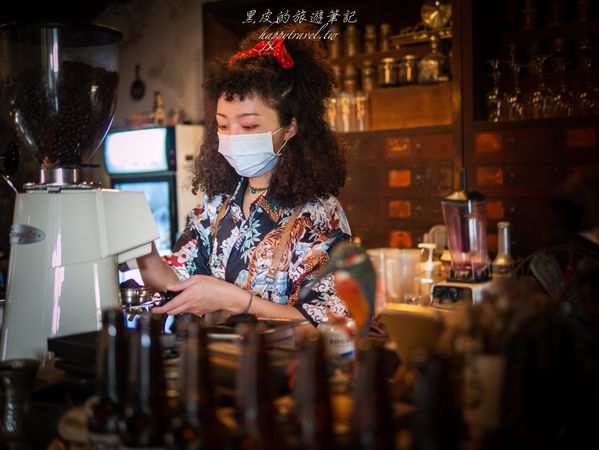 ▲▼「肥春號Fatchun Cafe」隱藏恆春小鎮中的人氣咖啡廳，IG拍照熱門恆春景點。（圖／部落客黑皮提供）