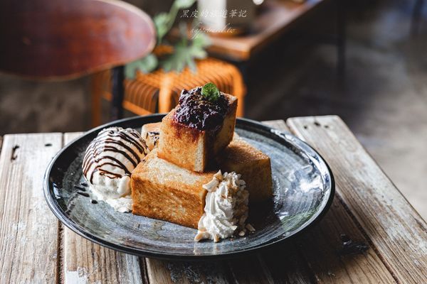 ▲▼「肥春號Fatchun Cafe」隱藏恆春小鎮中的人氣咖啡廳，IG拍照熱門恆春景點。（圖／部落客黑皮提供）