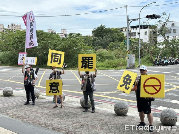 ▲▼  罷免洪孟楷團體  。（圖／記者崔至雲攝）