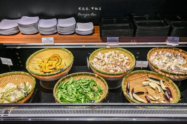 ▲▼「Japanese Buffet Dining DEN 伝」北海道三大蟹吃到飽！狸小路薄野美食推薦。（圖／部落客周花花提供）