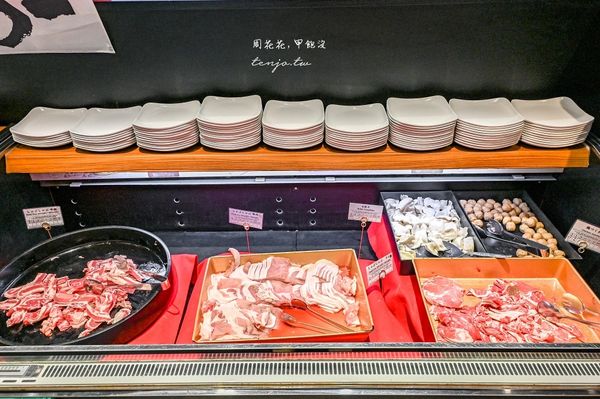 ▲▼「Japanese Buffet Dining DEN 伝」北海道三大蟹吃到飽！狸小路薄野美食推薦。（圖／部落客周花花提供）