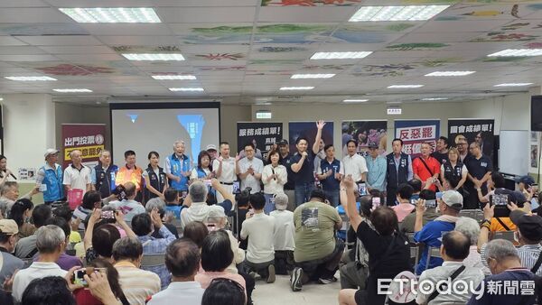 ▲▼台北市長蔣萬安出席國民黨立委李彥秀的內湖問政說明會。（圖／記者呂佳賢攝）