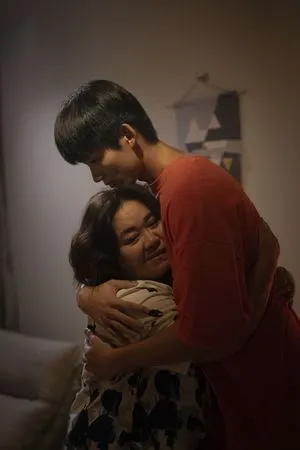 ▲王品澔最喜歡一場戲是對鍾欣凌坦承出櫃，當下情緒也忍不住被鍾欣凌感染。（圖／公視台語台、華視提供）