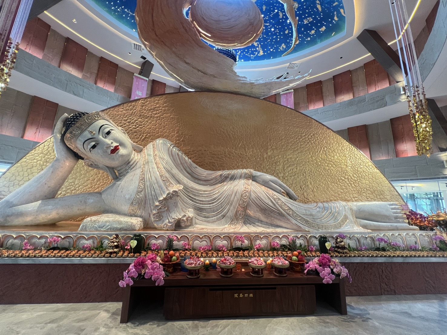▲靈鷲山福城玉佛開光 朱惕之到場祈福。（圖／新北市民政局提供）