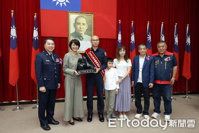 南投縣慶祝警察節　表揚19位模範警察及績優員工