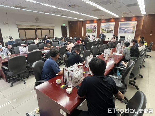 ▲▼    嘉檢檢察長應邀赴嘉榮醫院傳授廉政法遵觀念健全醫療採購和綠能產業 共創優質醫療環境  。（圖／嘉義地檢署提供）