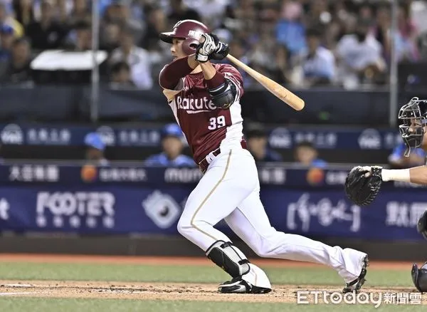 ▲▼中職林立。（圖／記者李毓康攝）