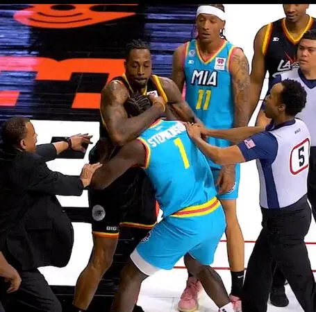 ▲▼霍華德與史蒂文森爆衝突。（圖／翻攝自X／@TheNBACentel）