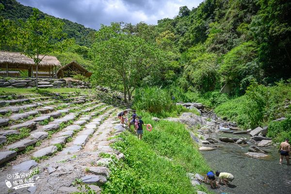 ▲▼「台東延平蝴蝶谷秘境」免門票天然戲水池，賞蝴蝶泡腳，享受魚吃腳皮好放鬆！（圖／部落客滿分提供）