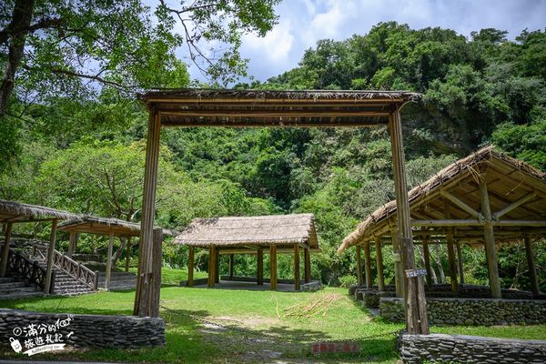 ▲▼「台東延平蝴蝶谷秘境」免門票天然戲水池，賞蝴蝶泡腳，享受魚吃腳皮好放鬆！（圖／部落客滿分提供）