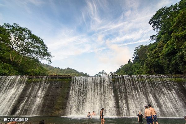 ▲▼新竹「北埔冷泉」2025北埔泡腳踩水玩冷泉，水簾大瀑布，新竹天然冷凍庫，夏季消暑勝地！（圖／部落客滿分提供）